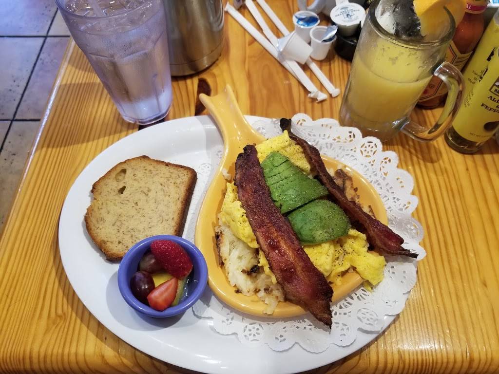 Skillets | restaurant | 5461 Airport-Pulling Rd, Naples, FL 34109, USA | 2395661999 OR +1 239-566-1999