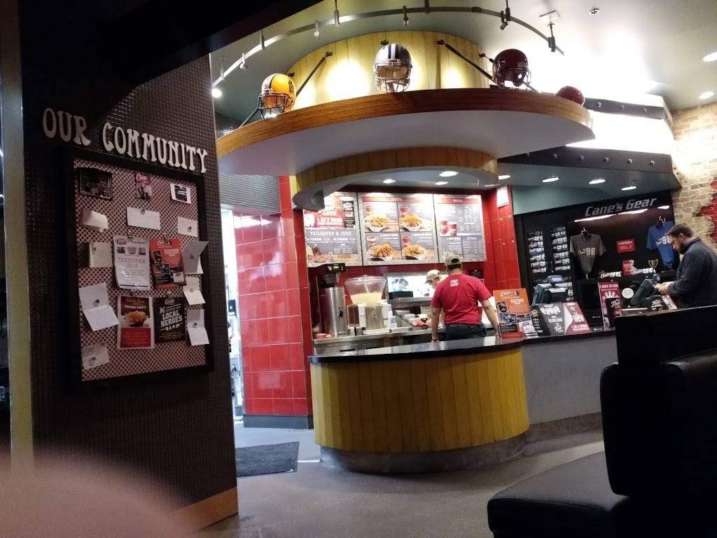 Raising Canes Chicken Fingers | meal takeaway | 1322 N Collins St, Arlington, TX 76011, USA | 8174592560 OR +1 817-459-2560