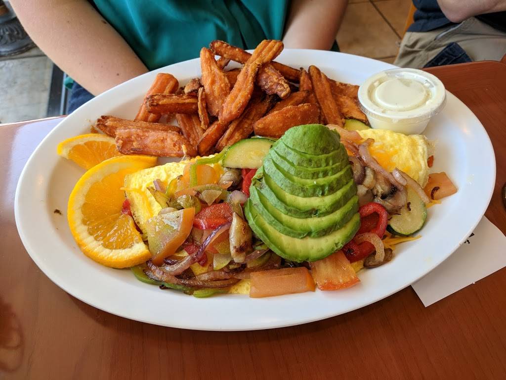 Four Brothers Burger Grill | restaurant | 2723 Manhattan Beach Blvd, Redondo Beach, CA 90278, USA | 3105369090 OR +1 310-536-9090