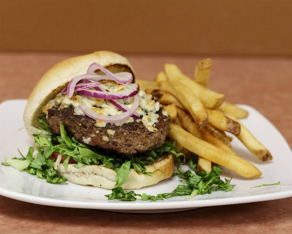 Melrose | restaurant | 6840 S 27th St, Oak Creek, WI 53154, USA | 4147613000 OR +1 414-761-3000