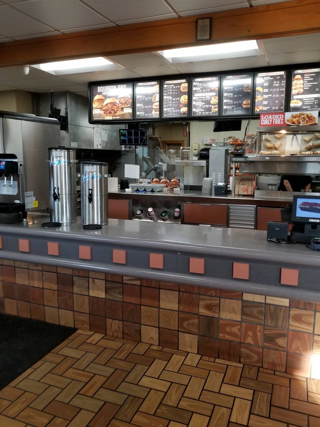 Arbys | restaurant | 810 Taylorsville Rd, Shelbyville, KY 40065, USA | 5026334240 OR +1 502-633-4240