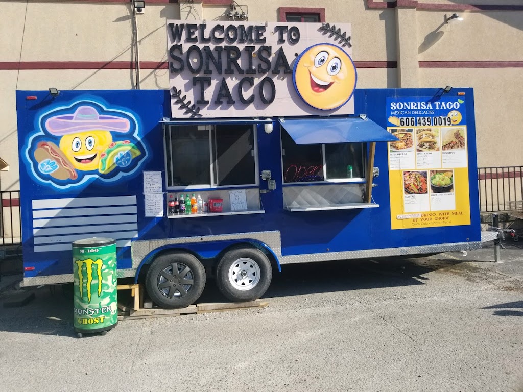 Sonrisa Taco | restaurant | 129 Village Ln, Hazard, KY 41701, USA | 6064390019 OR +1 606-439-0019