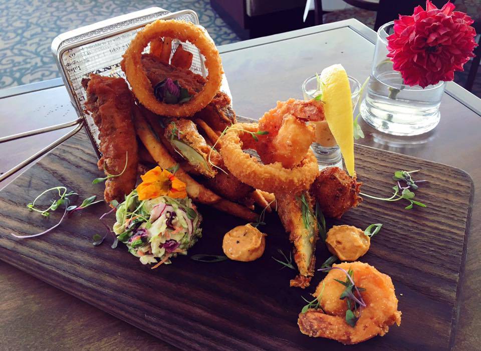 Proost | restaurant | 4600 Macatawa Legends Blvd #1, Holland, MI 49424, USA | 6162122600 OR +1 616-212-2600