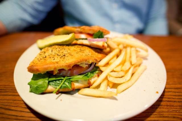 Steel City Pizza Co | restaurant | 8600 Dorchester Rd, North Charleston, SC 29420, USA | 8432256111 OR +1 843-225-6111