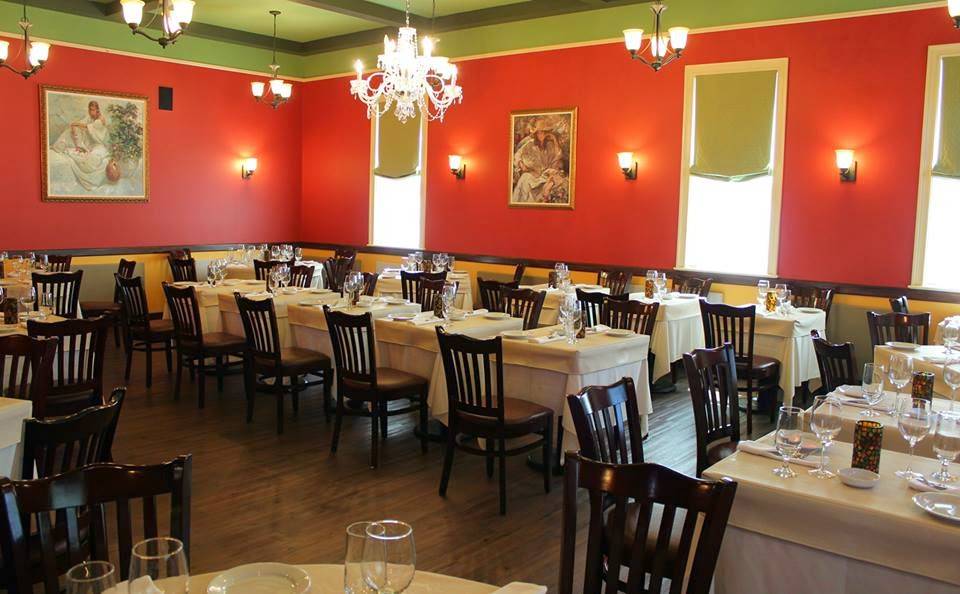 Solun Tapas Bar restaurant | restaurant | 245 Amity Rd, Woodbridge, CT 06525, USA | 2032989741 OR +1 203-298-9741