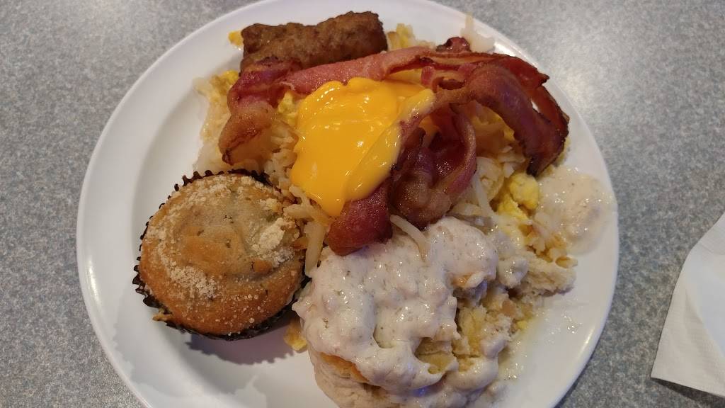 Sallys On Broadway | restaurant | 263 Broadway St, Springville, IA 52336, USA | 3198549982 OR +1 319-854-9982