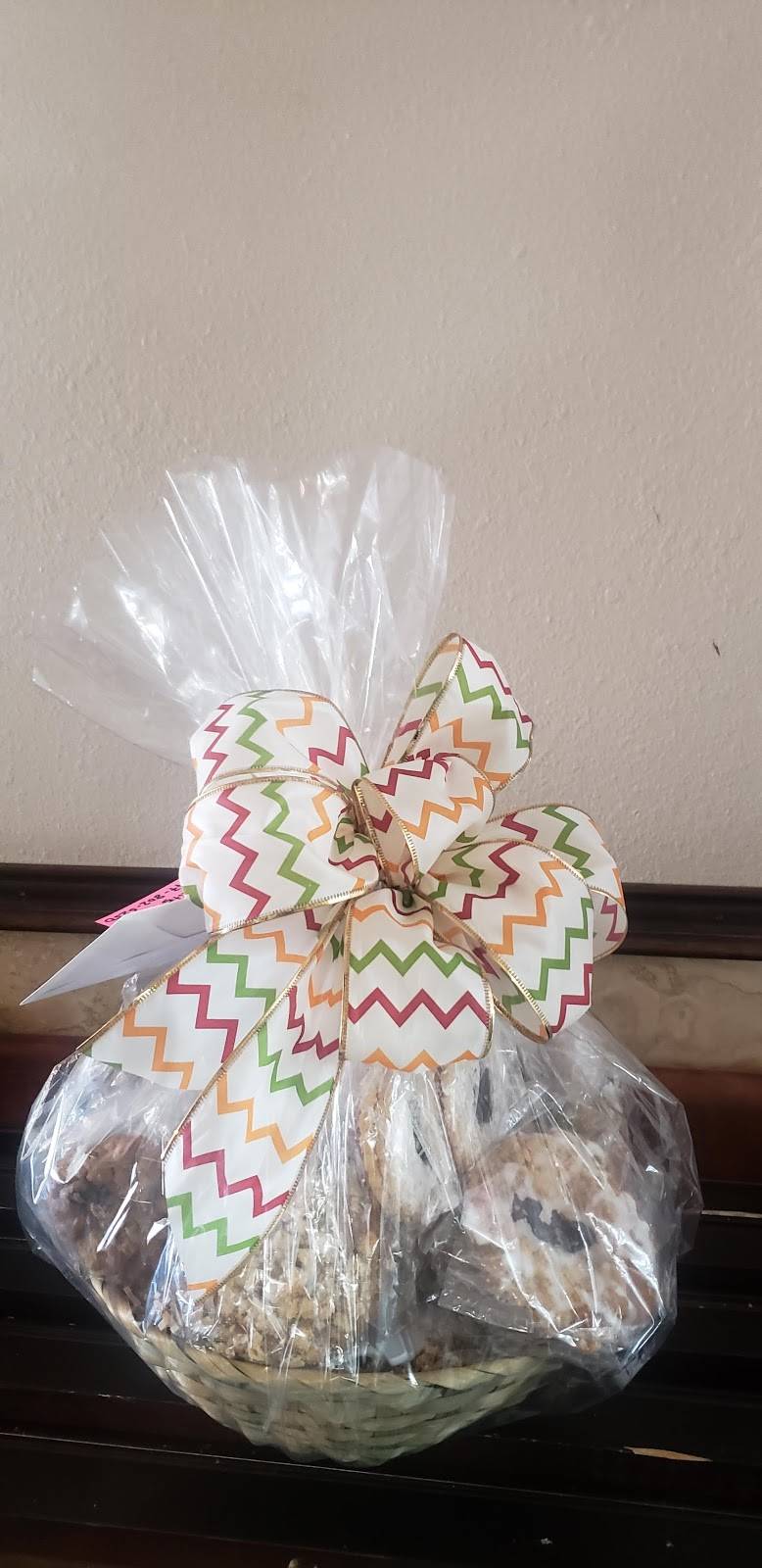 Elizabeths Gourmet Delights | bakery | 2454 N McMullen Booth Rd #202, Clearwater, FL 33759, USA | 7277122222 OR +1 727-712-2222