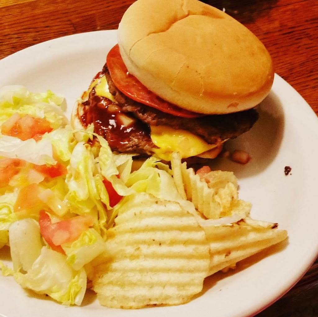 Loris Diner | restaurant | 364 E Court St, Kankakee, IL 60901, USA | 8159393790 OR +1 815-939-3790