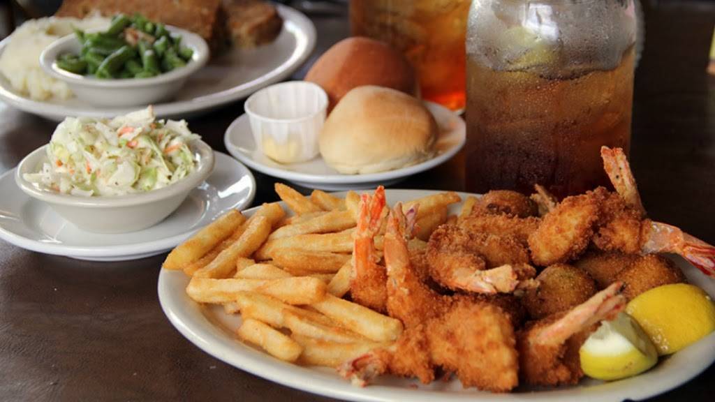 Bricks River Cafe | cafe | 1205 Main St, Bandera, TX 78003, USA | 8307969900 OR +1 830-796-9900