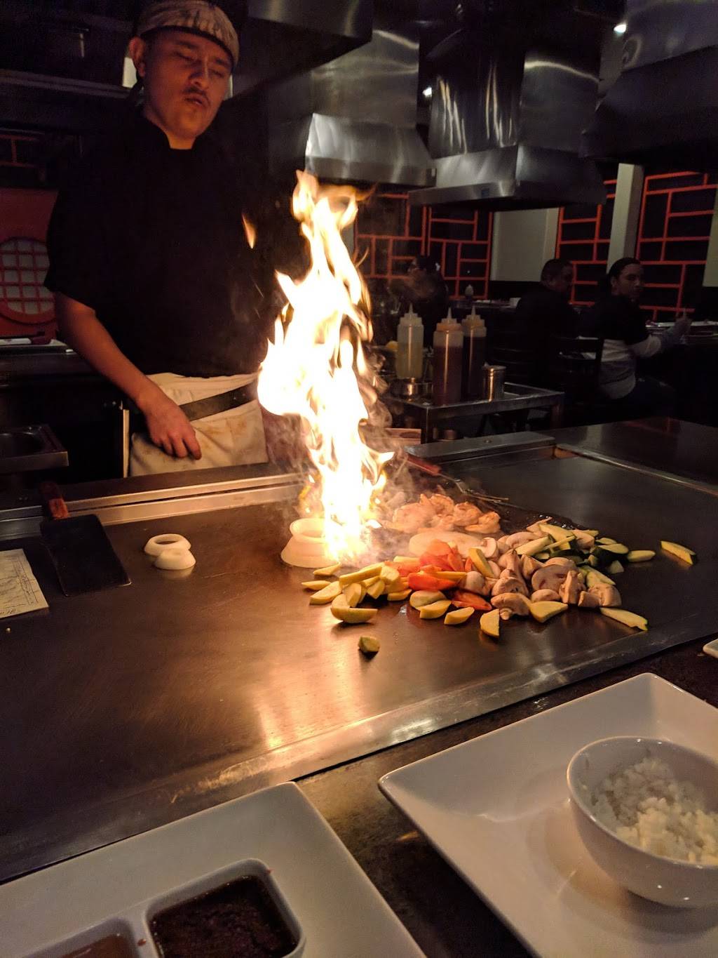 Hibachi Japanese Steakhouse | restaurant | 71680 CA-111 # A-C, Rancho Mirage, CA 92270, USA | 7606740078 OR +1 760-674-0078