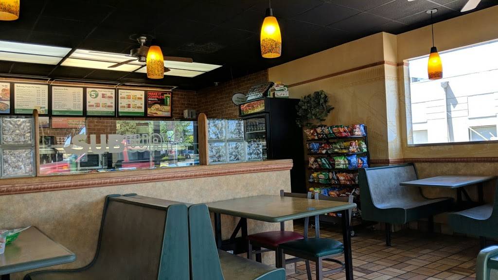 Subway | meal takeaway | 1310 State St, Salem, OR 97301, USA | 5033919848 OR +1 503-391-9848