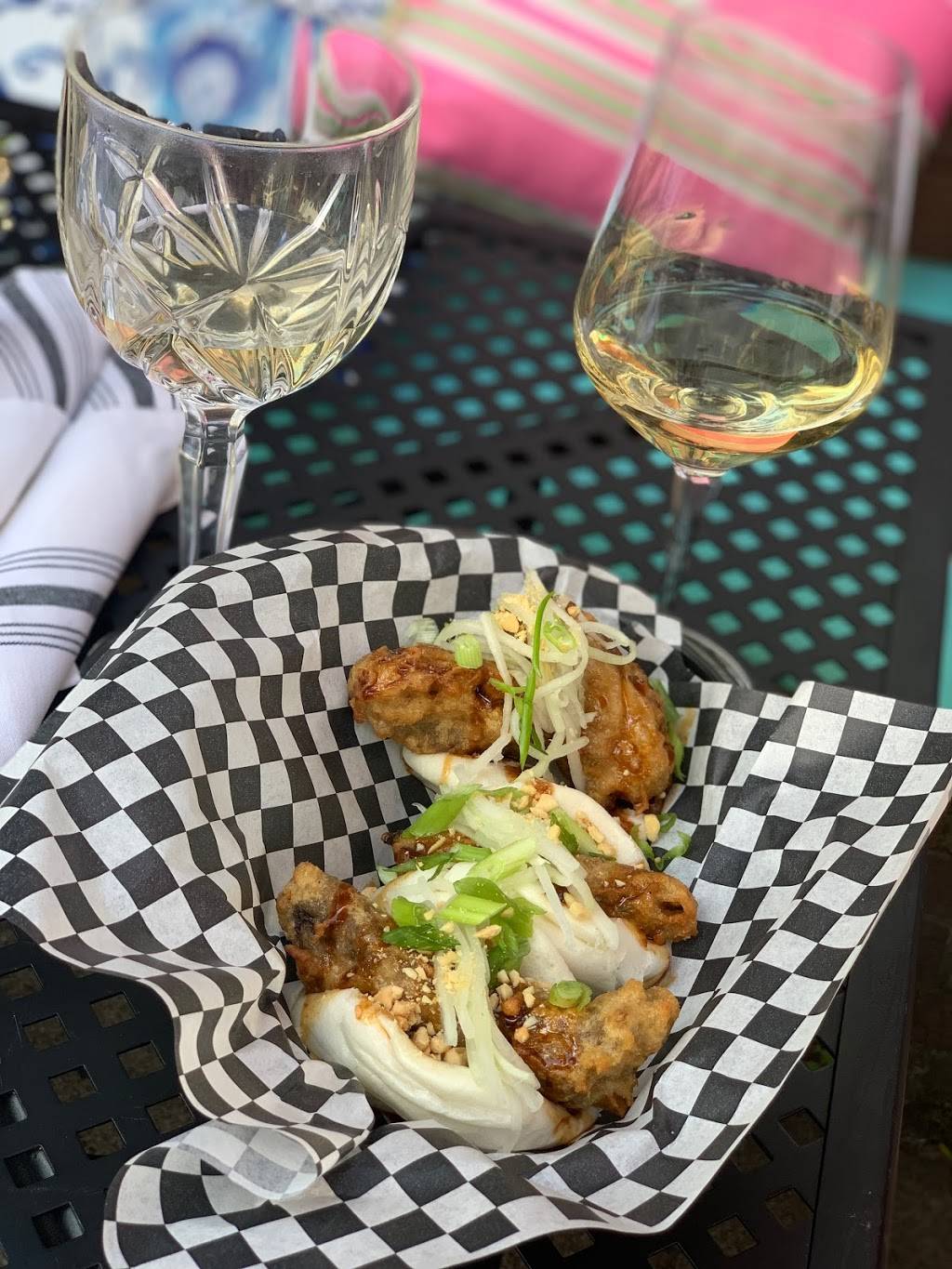 Franks Bar and Grill | restaurant | 728 Copeland St Floor 2, Pittsburgh, PA 15232, USA | 4127096068 OR +1 412-709-6068