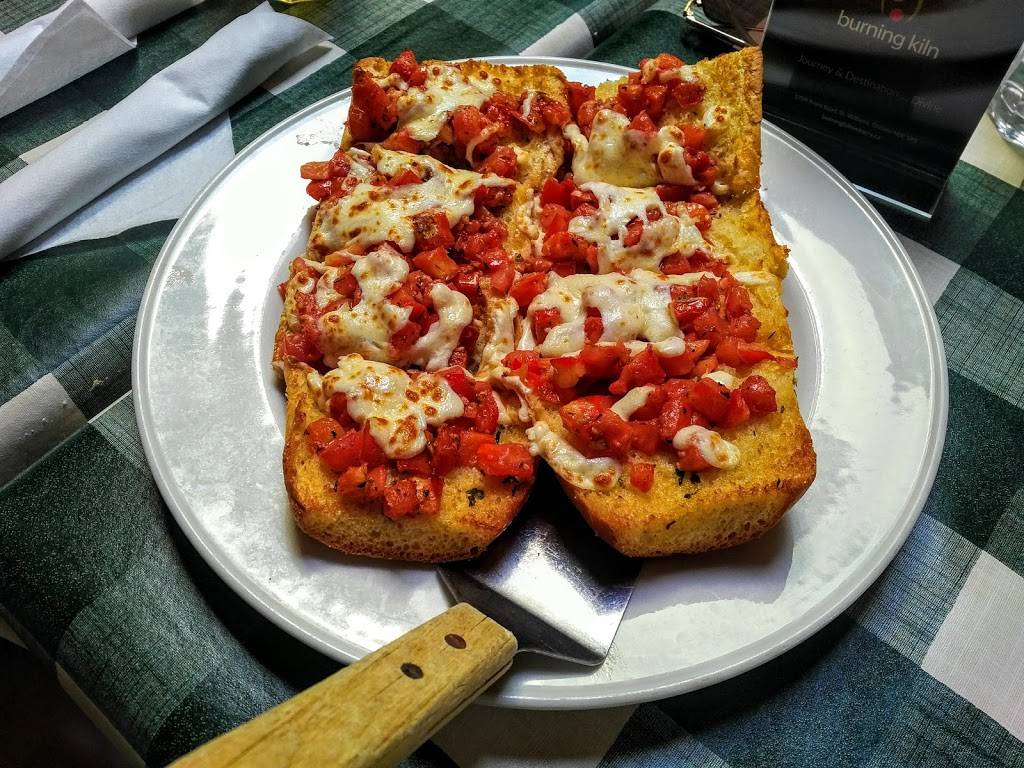 Barrel Restaurant | restaurant | 131 Queensway West, Simcoe, ON N3Y 2M8, Canada | 5194260068 OR +1 519-426-0068