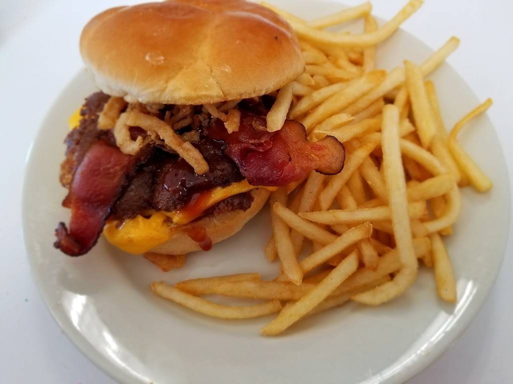 Steak n Shake | restaurant | 2840 E Millbrook Rd, Raleigh, NC 27604, USA | 9198726669 OR +1 919-872-6669