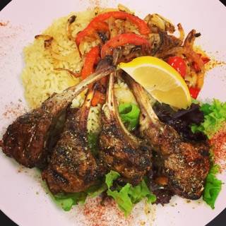 MADD Greeks Mediterranean Grille | restaurant | 910 W 10th St, Indianapolis, IN 46202, USA | 3176028336 OR +1 317-602-8336