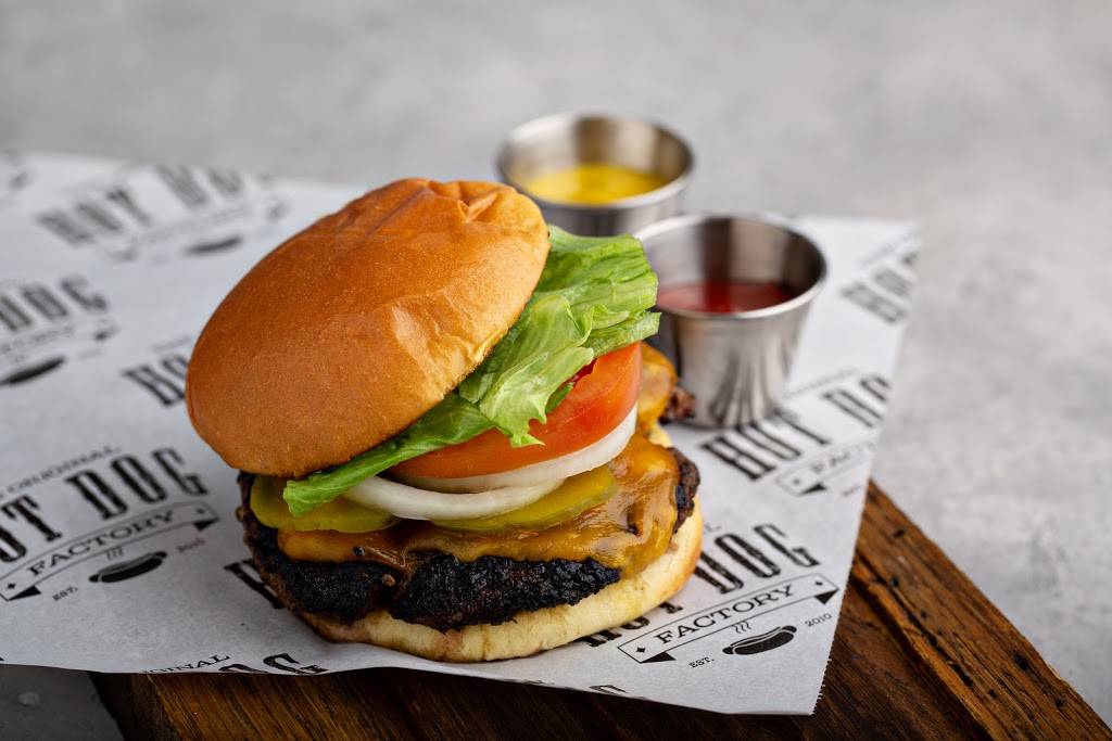 The Original Hot Dog Factory | restaurant | 125 N 15th St, Philadelphia, PA 19102, USA | 2153092799 OR +1 215-309-2799