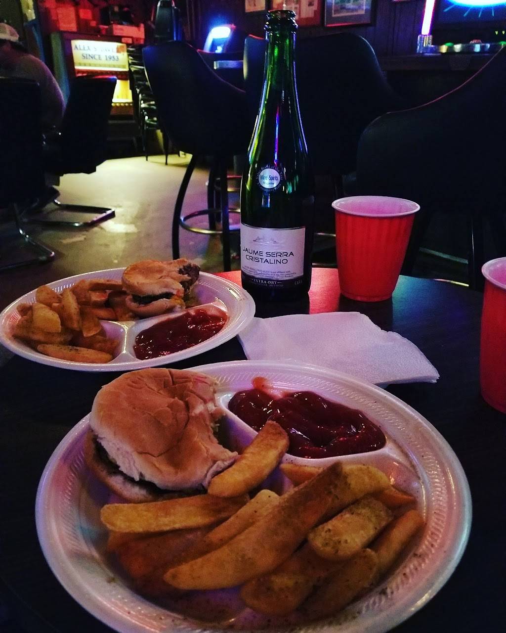 Alexs Tavern | restaurant | 1445 Jackson Ave, Memphis, TN 38107, USA | 9012789086 OR +1 901-278-9086