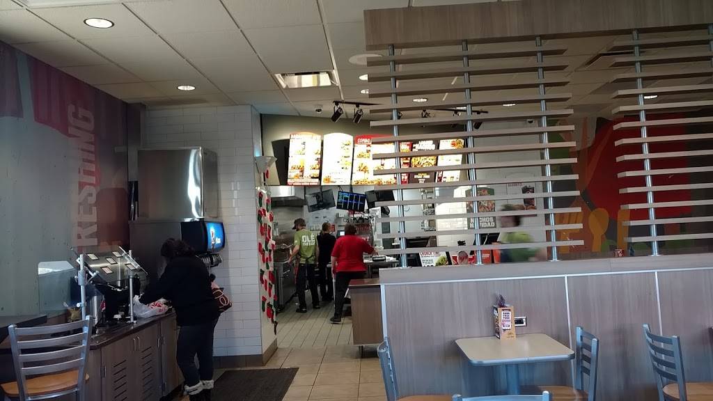 Taco Johns | restaurant | SWC I-25/Hwy 56 Exit 200, Berthoud, CO 80513, USA | 9705322507 OR +1 970-532-2507