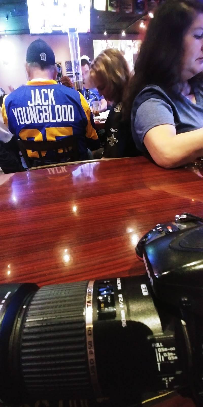 JJs Bar & Grill | restaurant | 7955 Webster St, Highland, CA 92346, USA | 9093514400 OR +1 909-351-4400