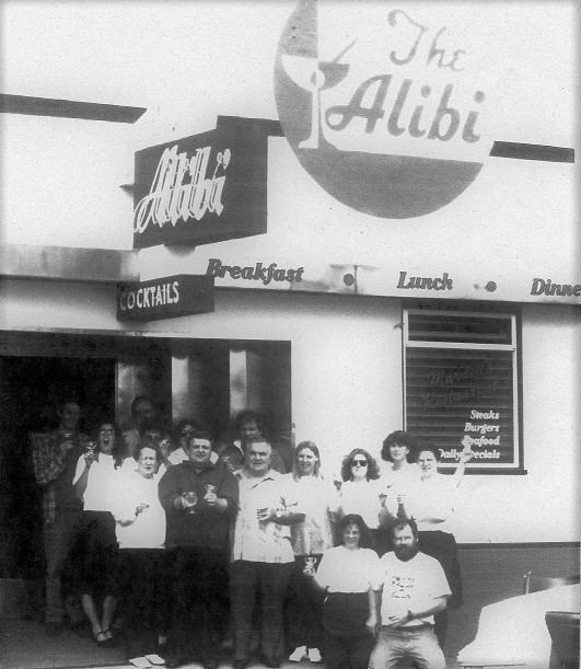The Alibi | restaurant | 744 9th St, Arcata, CA 95521, USA | 7078223731 OR +1 707-822-3731