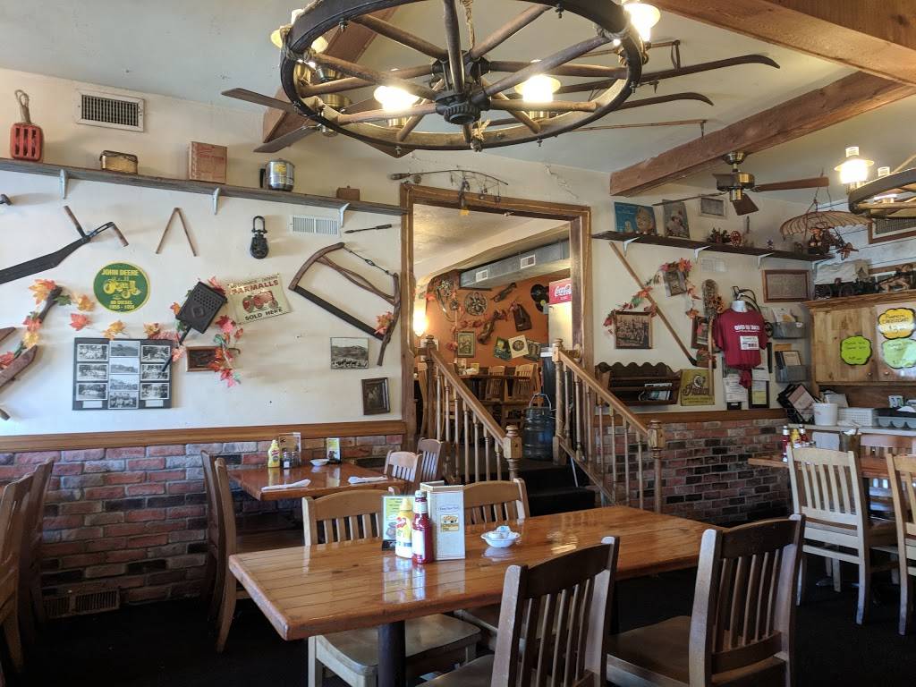 Good Ol Days | restaurant | 5 E Hanover St, New Baden, IL 62265, USA | 6185884582 OR +1 618-588-4582