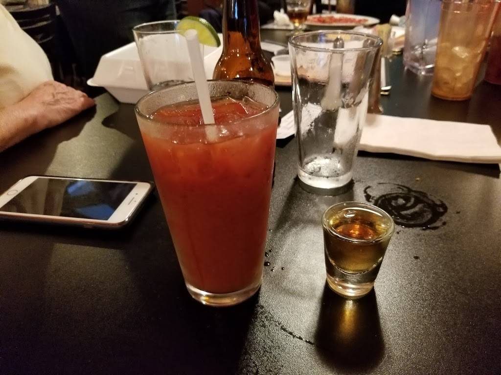 Beech Mountain Lakes Restaurant | restaurant | 1 Burke Dr, Drums, PA 18222, USA | 5707883101 OR +1 570-788-3101