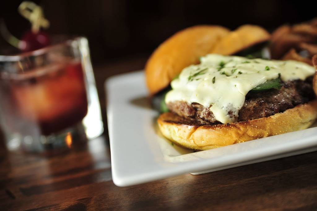 Arch City Tavern | restaurant | 862 N High St, Columbus, OH 43215, USA | 6147255620 OR +1 614-725-5620