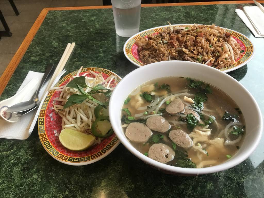 Chinese Wok Express | restaurant | 422 E Broadway, Columbia, MO 65201, USA | 5734435099 OR +1 573-443-5099