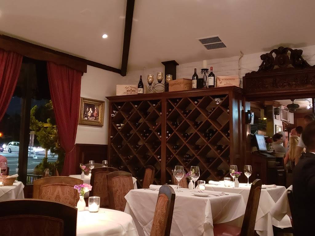 Rothschilds Restaurant | restaurant | 2407 East Coast Hwy, Corona Del Mar, CA 92625, USA | 9496733750 OR +1 949-673-3750