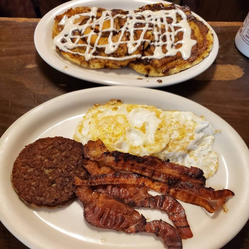 My Sister & I Restaurant | restaurant | 42 Central Square, Bridgewater, MA 02324, USA | 5088071751 OR +1 508-807-1751