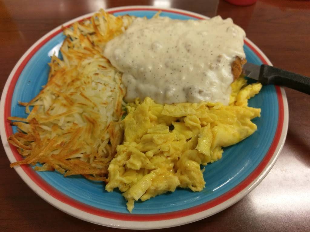 McBrayers Hometown Cafe | restaurant | 1081 Solano St # A, Corning, CA 96021, USA | 5308244383 OR +1 530-824-4383