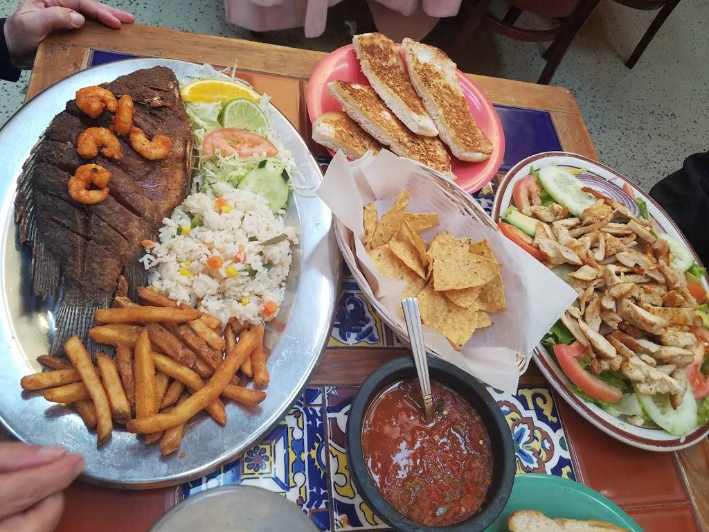 Los Corrales | restaurant | 6713 W 26th St, Berwyn, IL 60402, USA | 7084849063 OR +1 708-484-9063