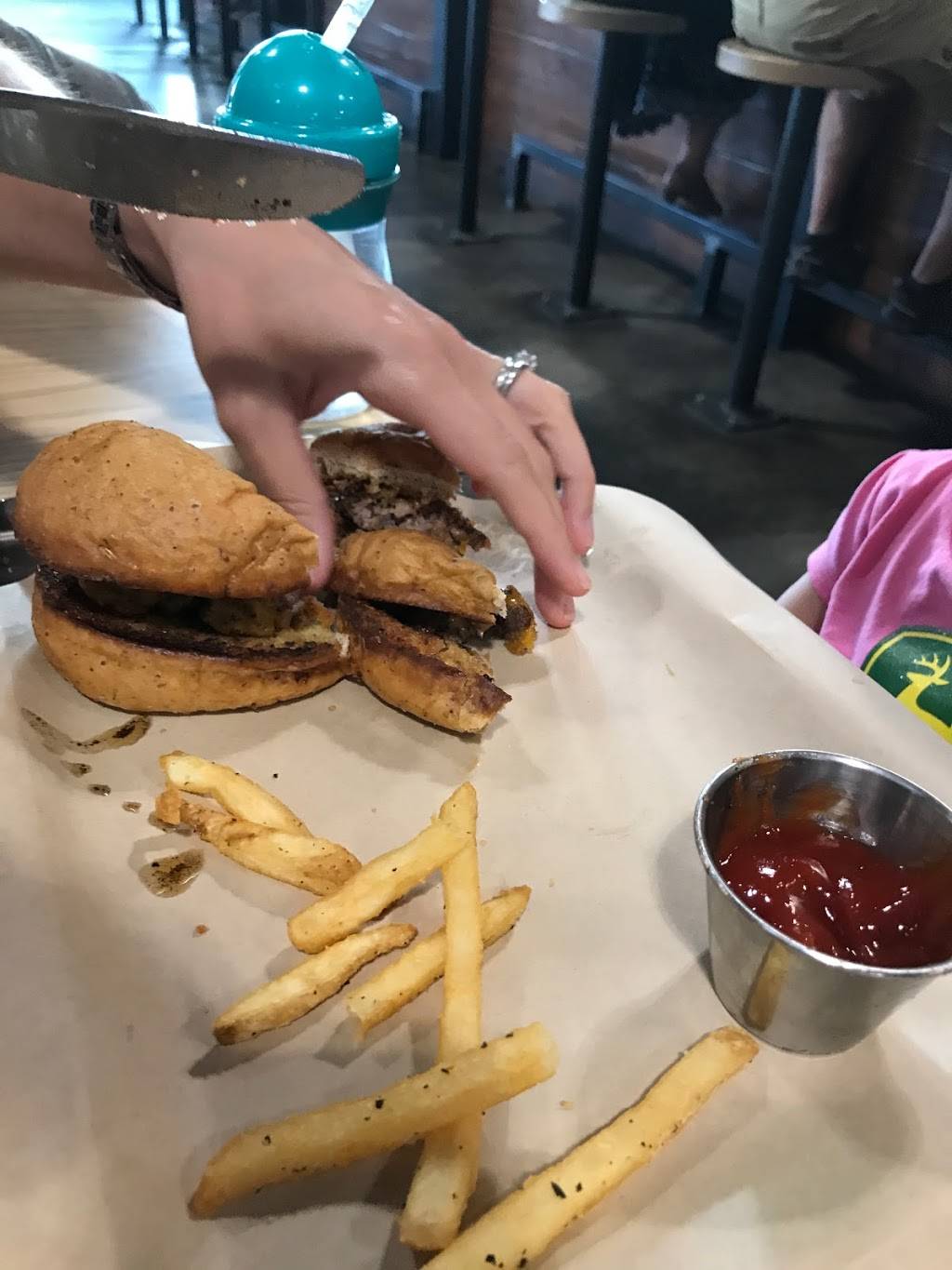 SingleSpeed Brewing Co. | restaurant | 325 Commercial St, Waterloo, IA 50701, USA | 3198833604 OR +1 319-883-3604