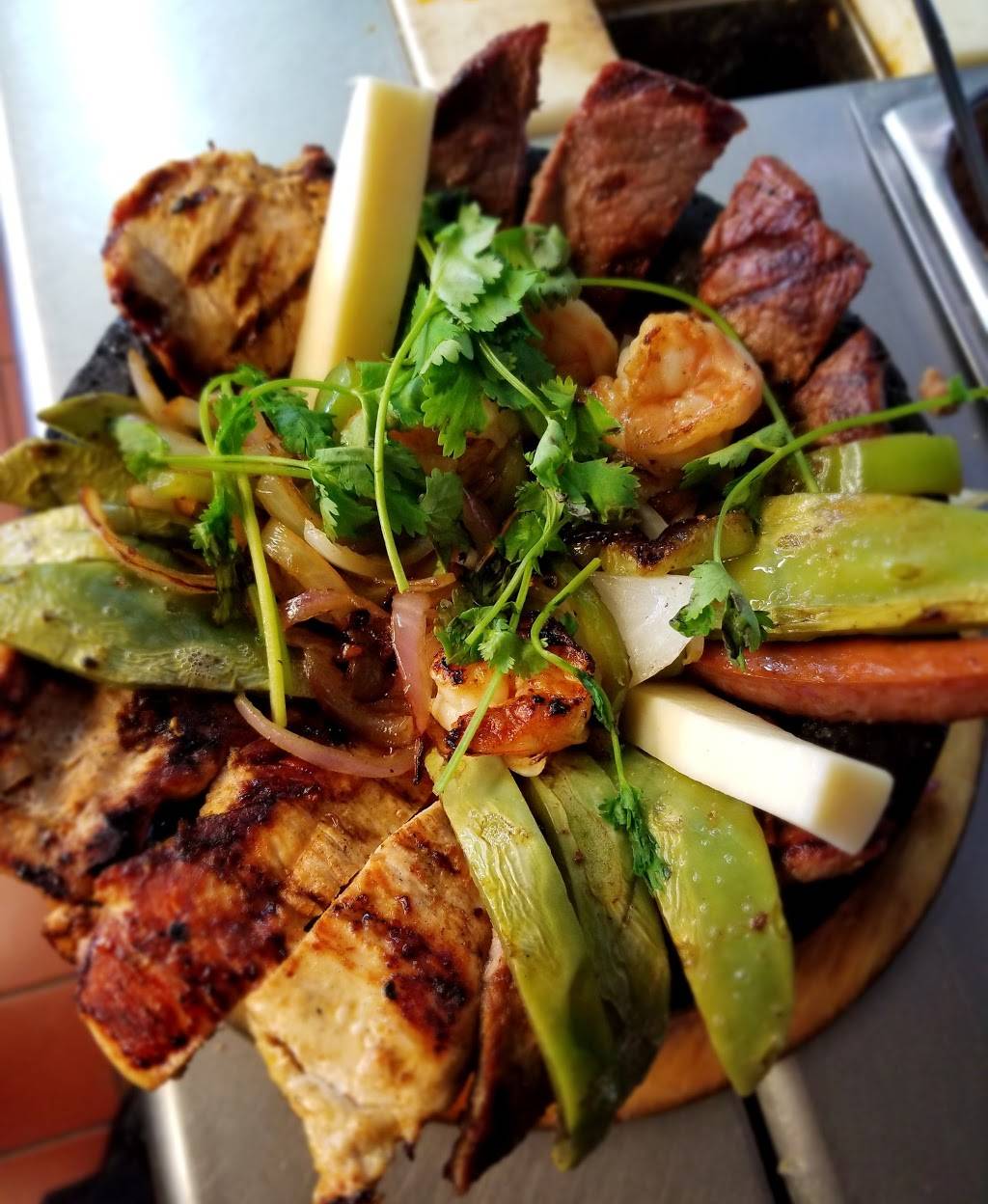 Sams Burgers &fast food | restaurant | 6007 Florence Ave, Bell Gardens, CA 90201, USA | 3235604011 OR +1 323-560-4011