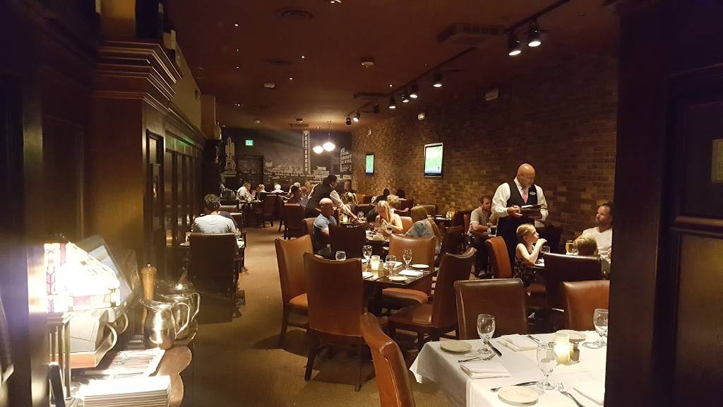 Triple George Grill | restaurant | 201 N 3rd St, Las Vegas, NV 89101, USA | 7023842761 OR +1 702-384-2761