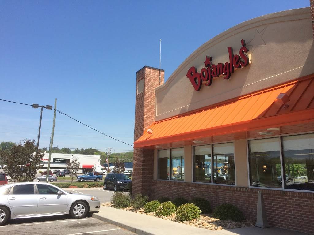 Bojangles Famous Chicken n Biscuits | restaurant | 5916 Middlebrook Pike, Knoxville, TN 37909, USA | 8652120059 OR +1 865-212-0059