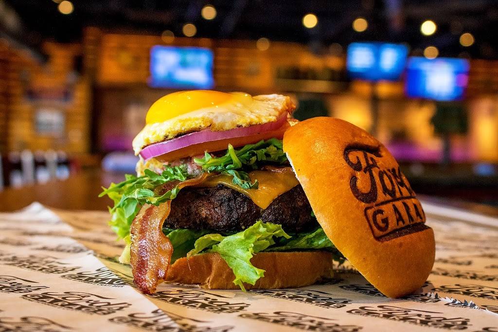 Fords Garage Wellington | restaurant | 10300 Forest Hill Blvd Suite 122, Wellington, FL 33414, USA | 5618053673 OR +1 561-805-3673
