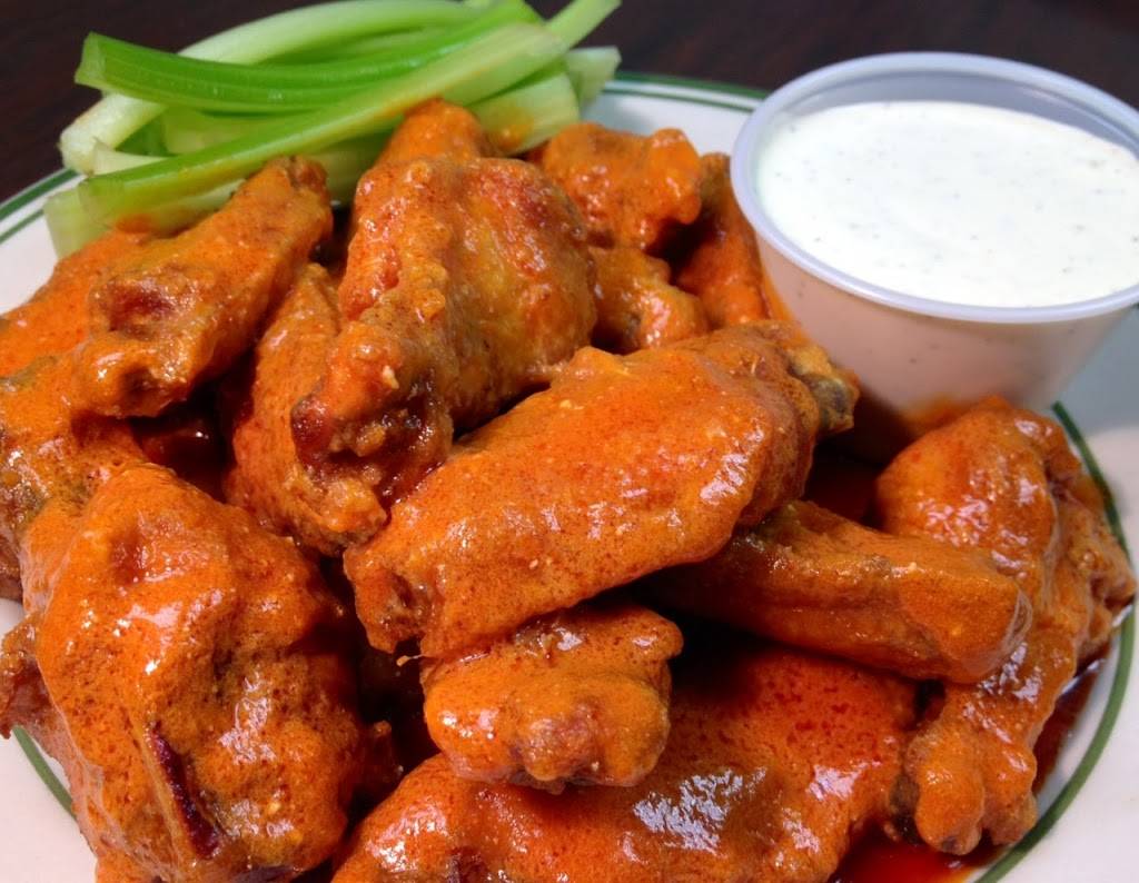 Archie Moores Bar & Restaurant | restaurant | 17 Elizabeth St, Derby, CT 06418, USA | 2037323255 OR +1 203-732-3255