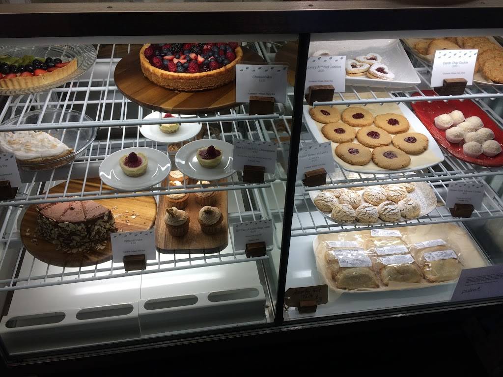 Pulse Cafe | restaurant | 270 Russell St, Hadley, MA 01035, USA | 4133870555 OR +1 413-387-0555