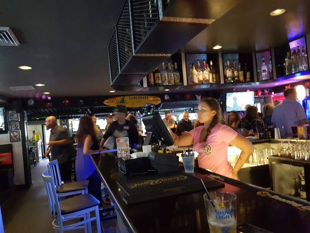 Ugly Dog Sports Cafe | restaurant | 1345 Cortez St, Denver, CO 80221, USA | 3034283600 OR +1 303-428-3600