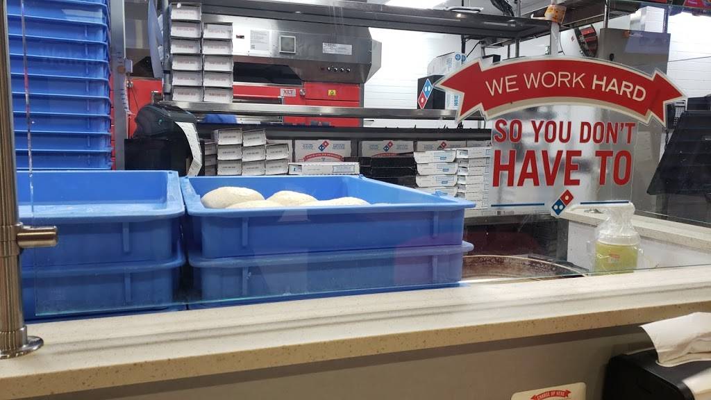 Dominos Pizza | meal delivery | 1095 W Broadway, South Portland, ME 04106, USA | 2077998131 OR +1 207-799-8131