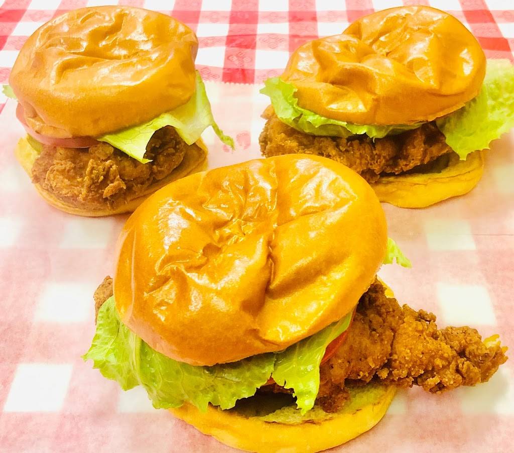 PERKINS BOYZ ON THA GRILL LLC | restaurant | Couple doors down from CONYAK Liquor, 6818 W Brown Deer Rd, Milwaukee, WI 53223, USA | 4144468666 OR +1 414-446-8666