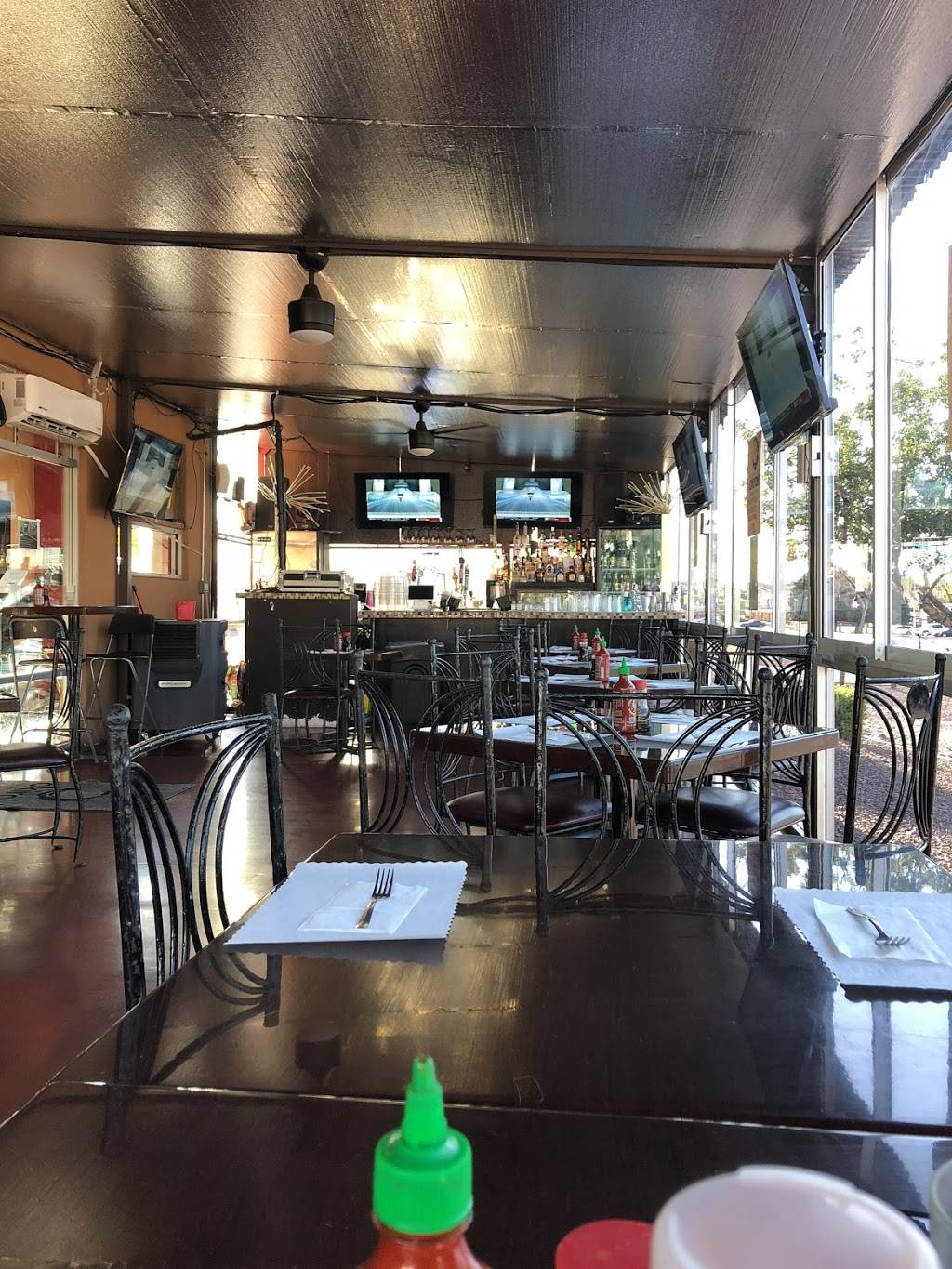 OKIROKI SUSHI WINGS | restaurant | 349 W Mariposa Rd, Nogales, AZ 85621, USA | 5207611080 OR +1 520-761-1080