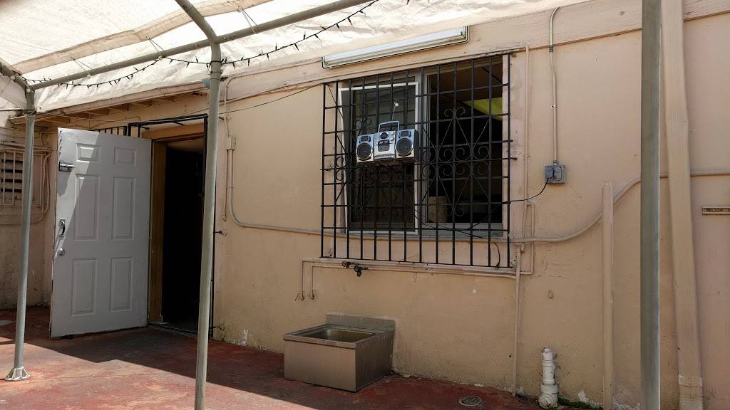 Ritas pizza | meal takeaway | 4080 E 4th Ave, Hialeah, FL 33013, USA | 3058171477 OR +1 305-817-1477