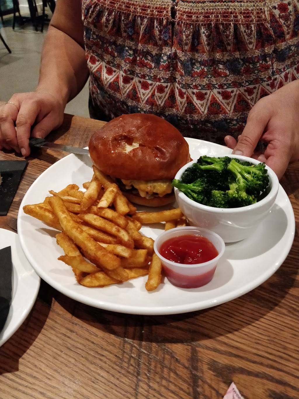 11|17 | restaurant | 1910 N Stonebridge Dr suite 180, McKinney, TX 75071, USA | 9723630031 OR +1 972-363-0031