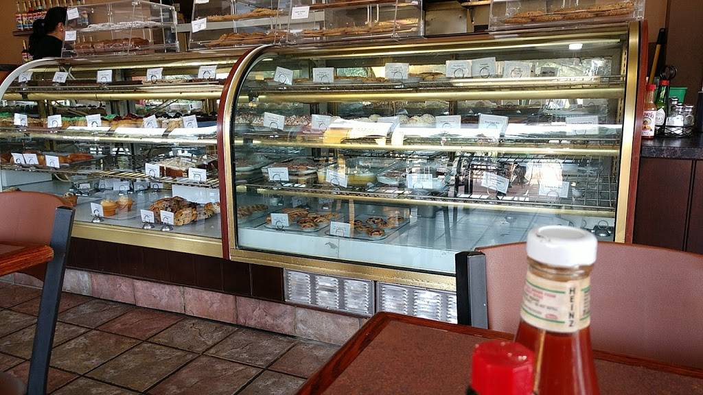 Half Moon Bay Coffee Co | cafe | 20 Stone Pine Rd a, Half Moon Bay, CA 94019, USA | 6507263664 OR +1 650-726-3664