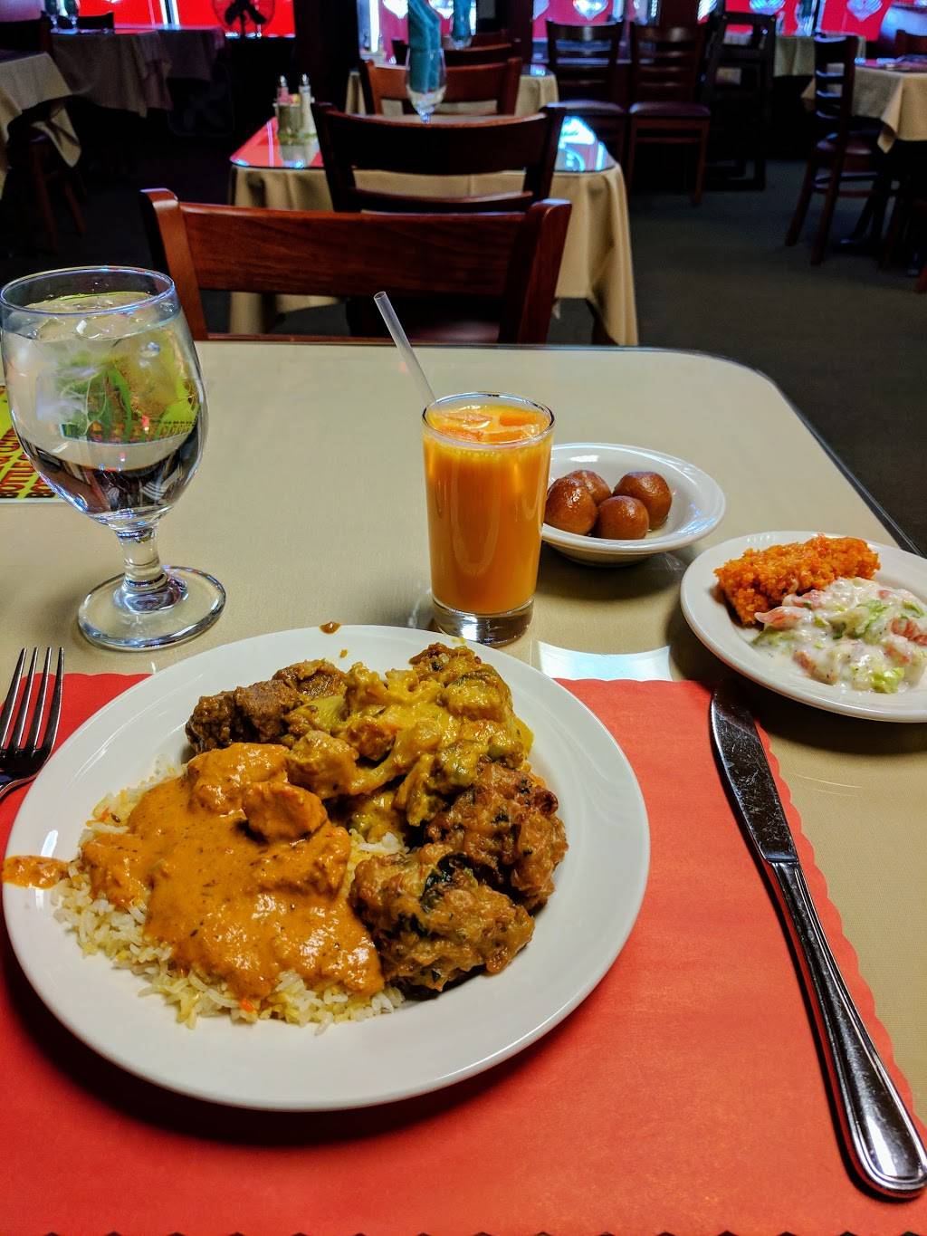 Moti Mahal I | restaurant | 7111 NW Barry Rd, Kansas City, MO 64153, USA | 8167468000 OR +1 816-746-8000