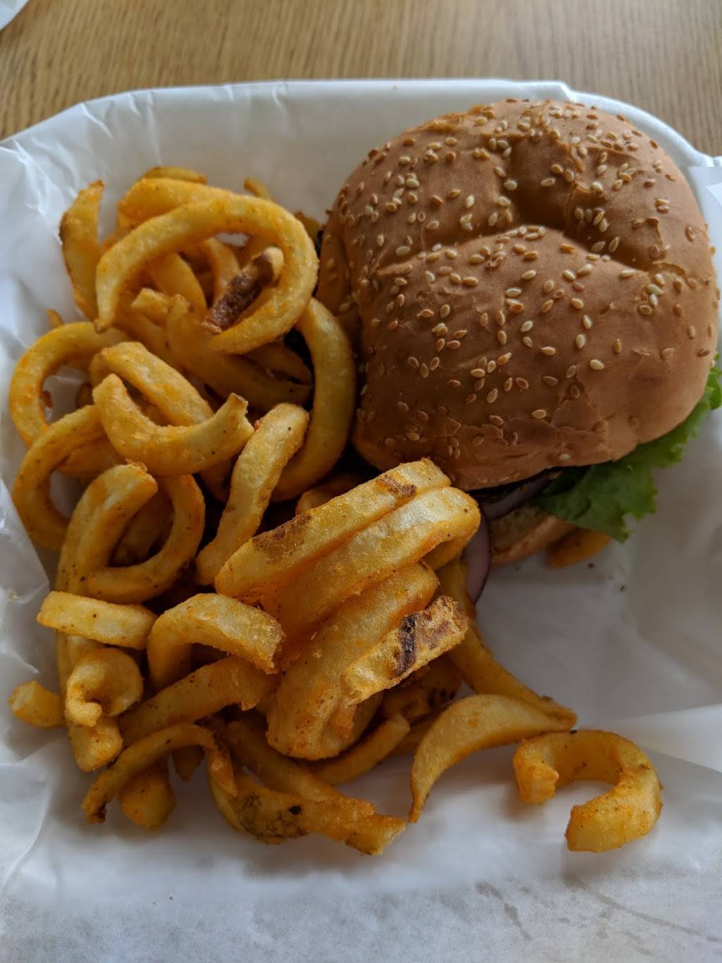 Valley Bistro | restaurant | 436-474 Summer St NE, Salem, OR 97301, USA | 5035854269 OR +1 503-585-4269