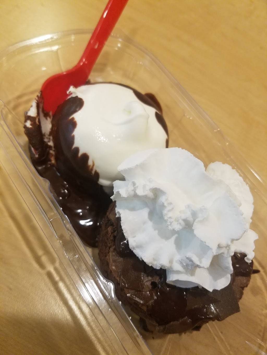 Dairy Queen | restaurant | 15414 S Meridian E, Puyallup, WA 98375, USA | 2534358669 OR +1 253-435-8669