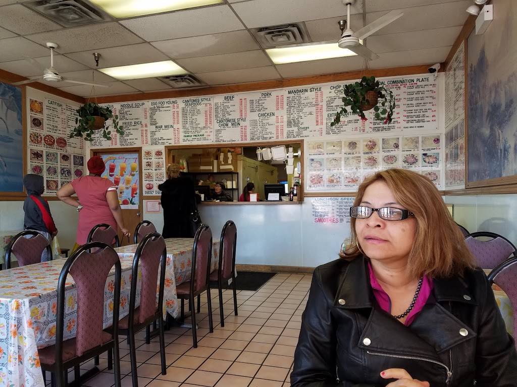 First Chop Suey | restaurant | 2325 S Cicero Ave, Cicero, IL 60804, USA | 7087807000 OR +1 708-780-7000